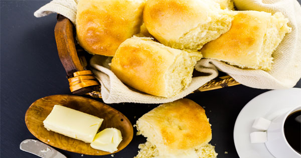 Homemade Dinner Rolls Recipe - Living On A Dime