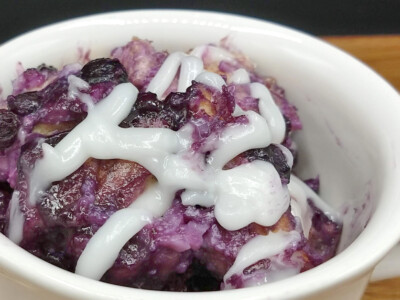 You will absolutely adore our easy blueberry cheesecake bake. Sweet and yummy, it tastes like blueberry cheesecake without all the work!