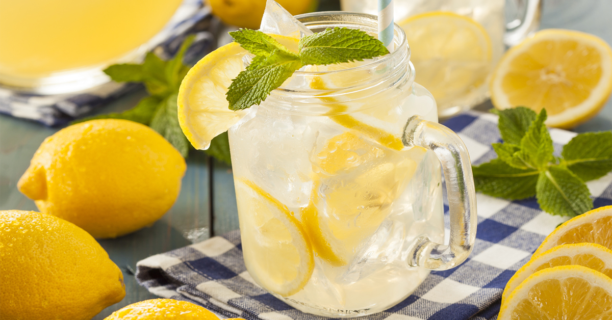 Homemade Lemonade - Tastes Better From Scratch